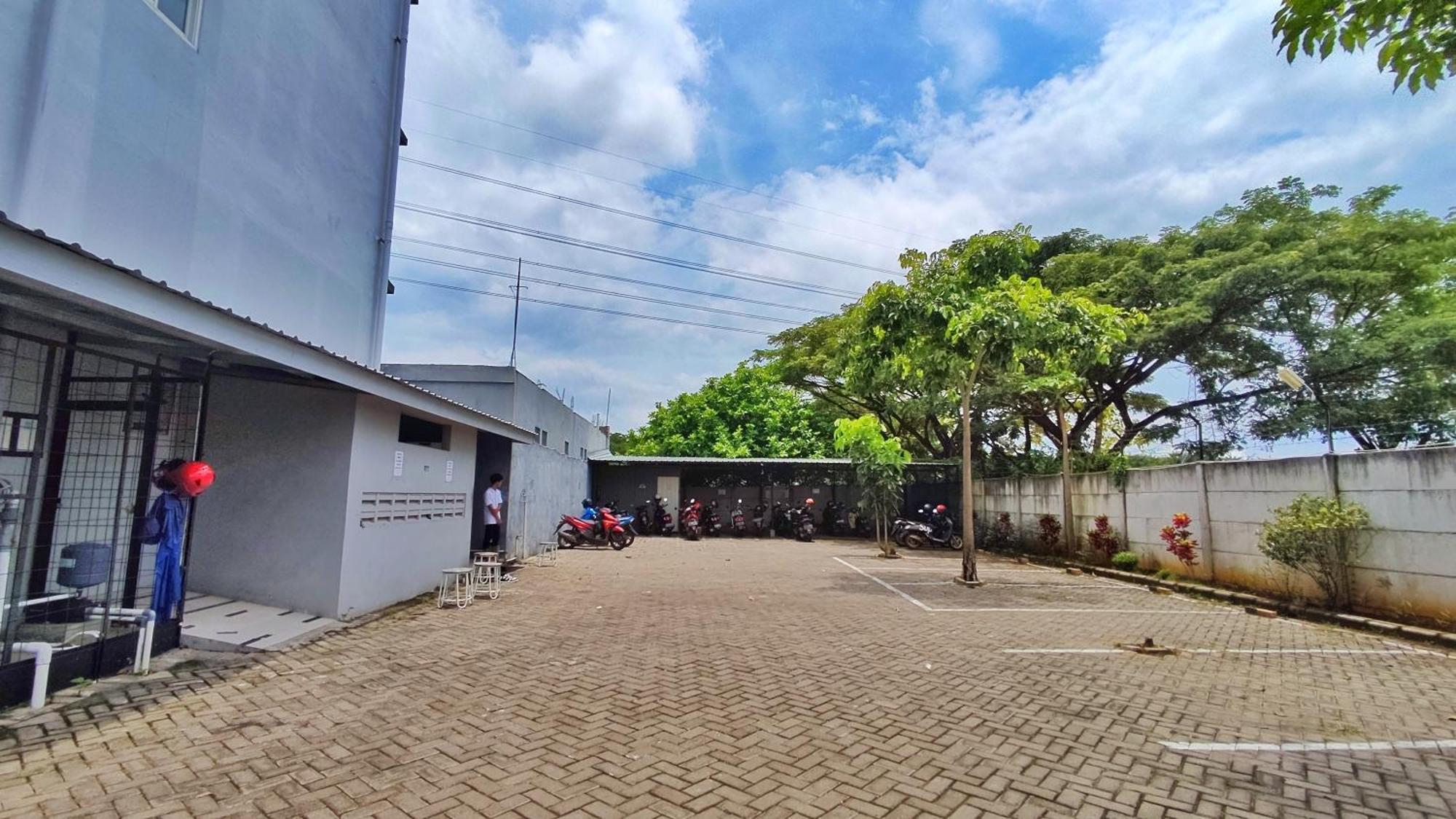 Votel Hotel Charis Tuban Tuban  ภายนอก รูปภาพ